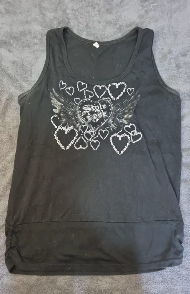 Remera musculosa y2k