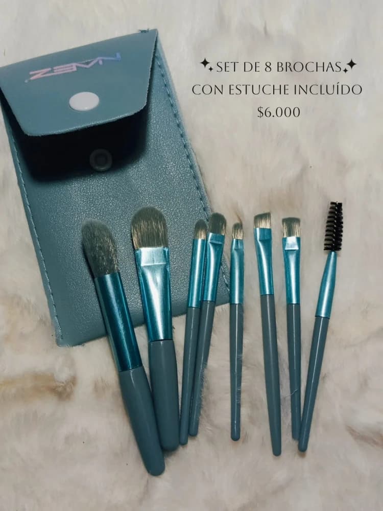Set de 8 Brochas con Estuche - NAEZ