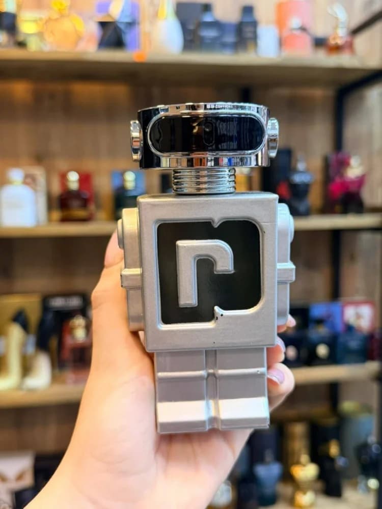 Phantom Paco Rabanne