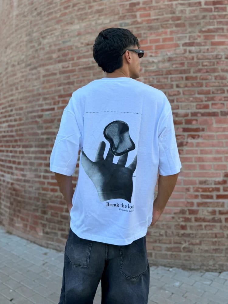 Remera Over Scape