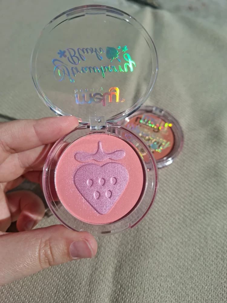 Mely rubor/ iluminador rosa (copia)