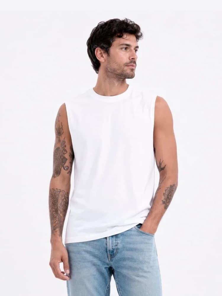 Remera Lisa sin Mangas Hombre Algodón Premium 24.1