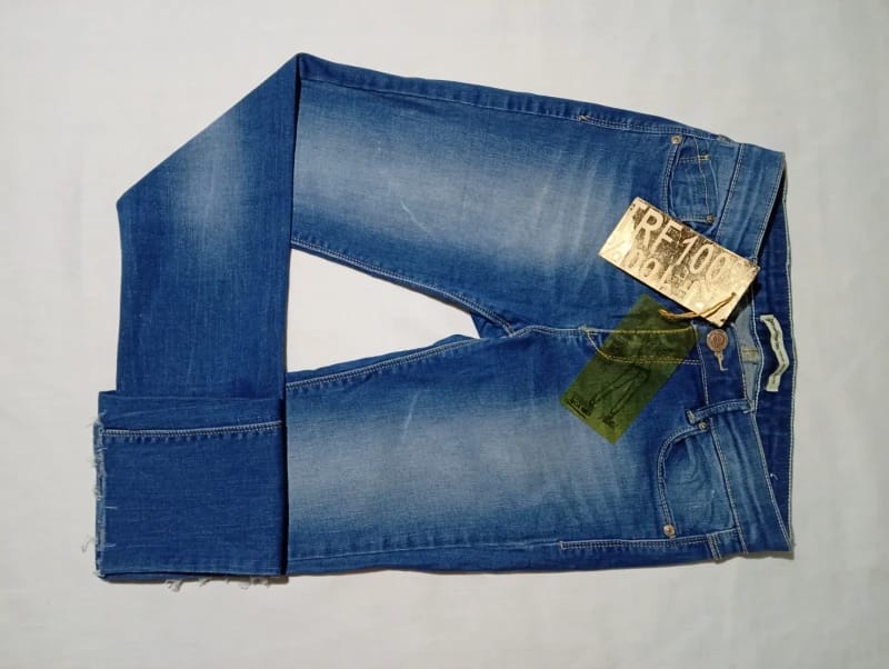 Jeans claro localizado Talle 34