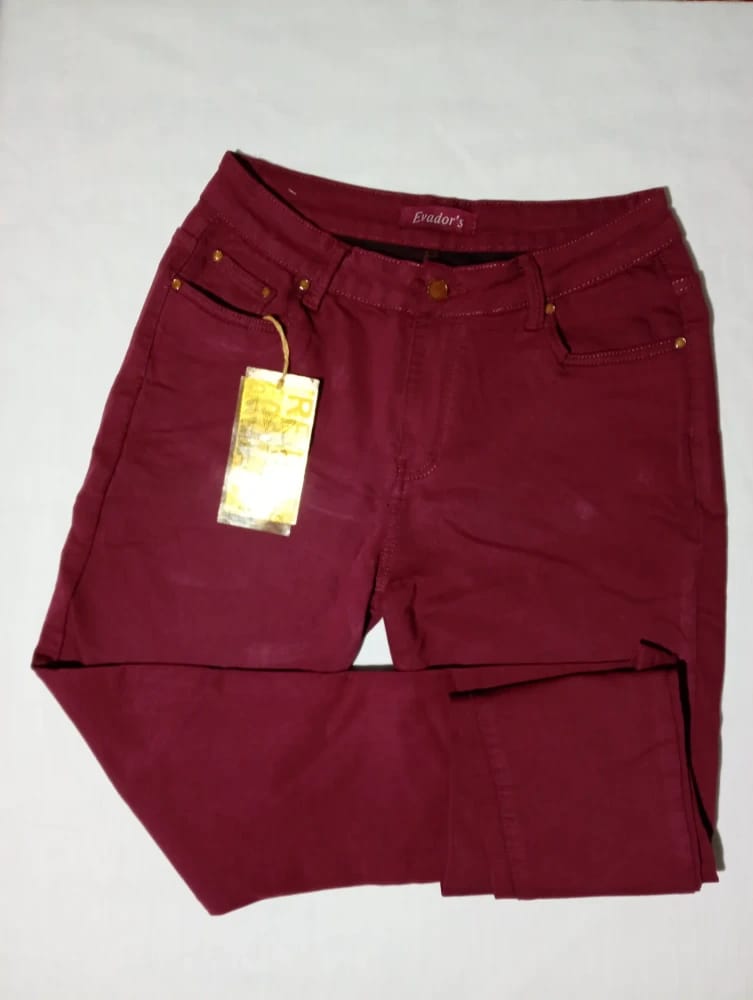 Jeans rojo Talle 40