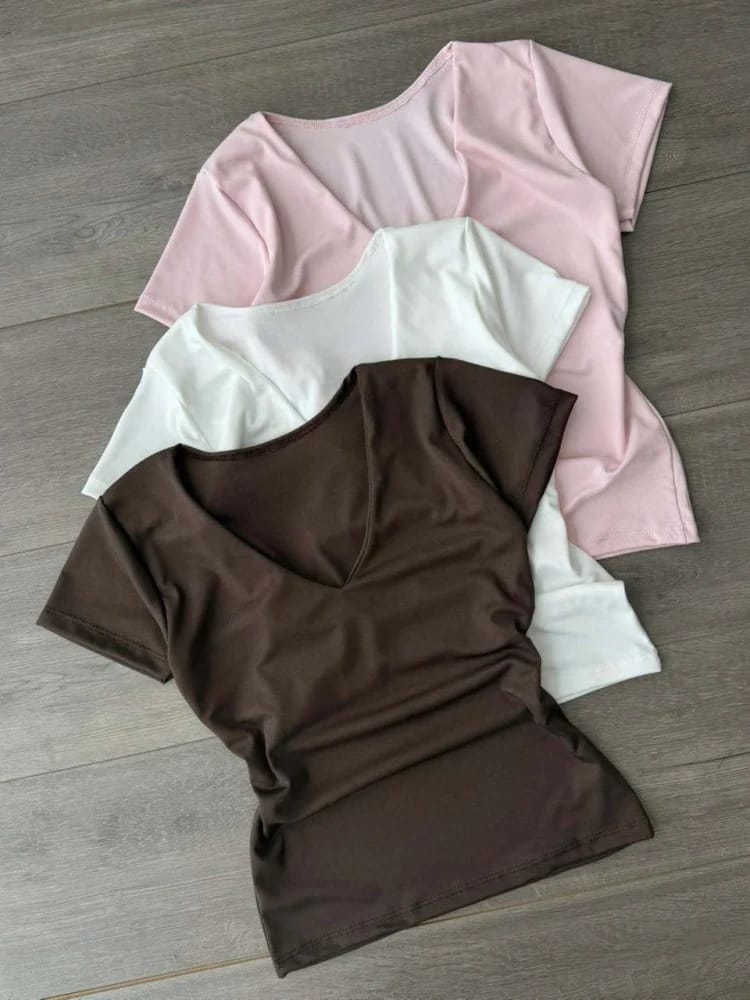 Remera cuello en v