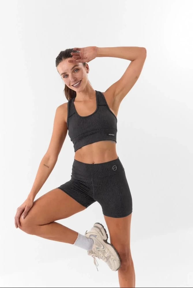 Short cebra