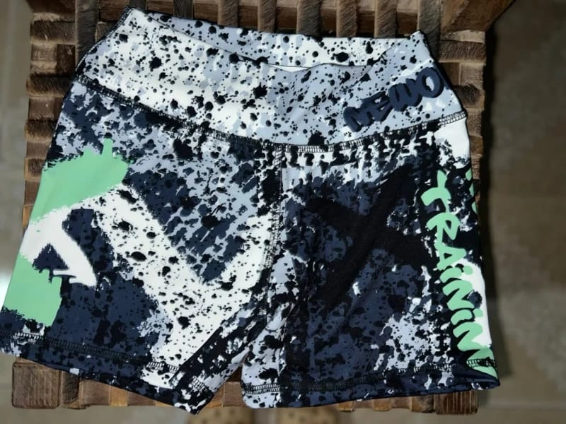Short sublimado