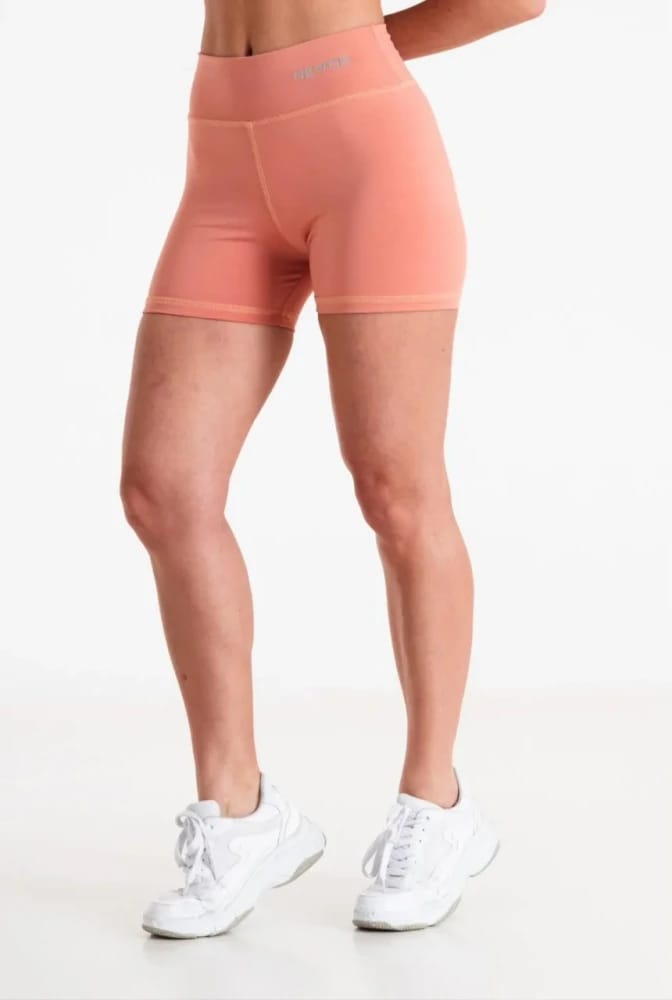 Short liso