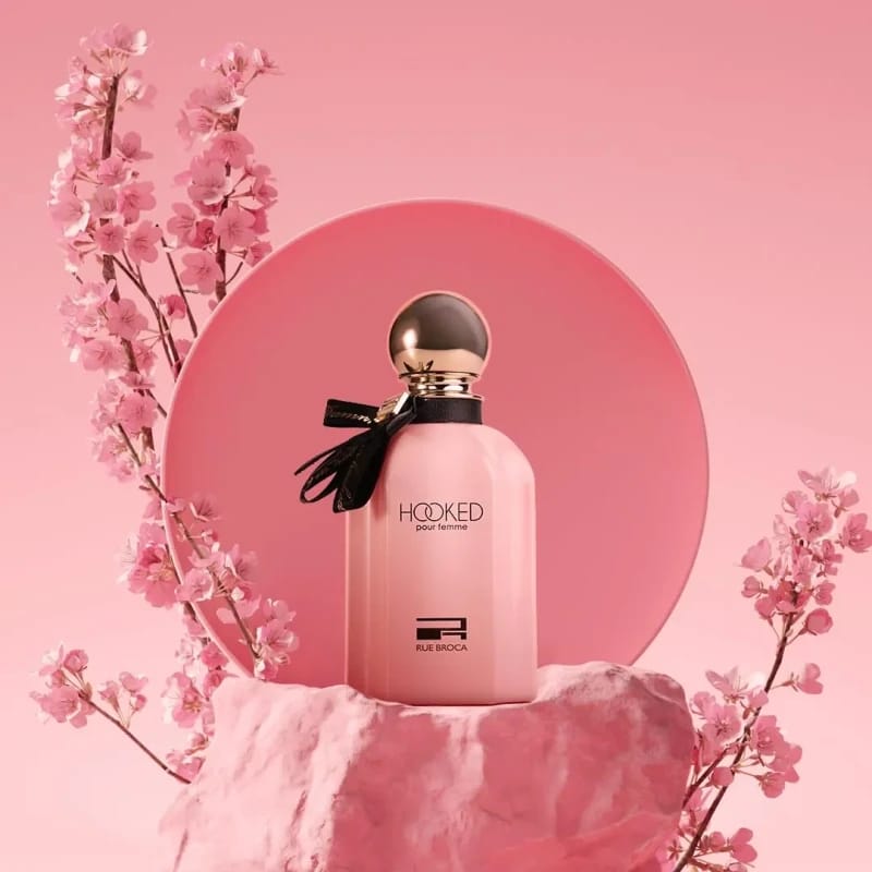 Hooked Pour Femme