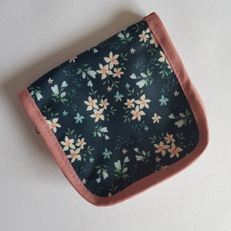 ESTUCHE POCKET "LIRIOS"